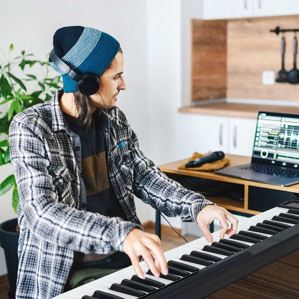 Piano Numérique Pliable à 88 Touches avec Fonction Bluetooth MIDI Clavier Électronique Portable avec Pédale de Sustain Sac de Transport -