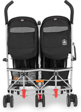 Load image into Gallery viewer, Poussette double Maclaren Twin Triumph (6 mois,jusqu'à 15 kg,un enfant par siège),légère et compacte,capote extensible UPF 50+ avec habillage pluie - Noir/Anthracite