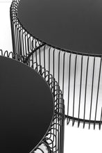 Load image into Gallery viewer, Kare Design Tables Basses Wire, Lot de 2, Noir, Rond, Acier, Plateau de Table en Verre, Diamètre 70/60cm, Style Moderne, Élégante, Table Basse Salon, Deco Intérieur, Décoration Chambre