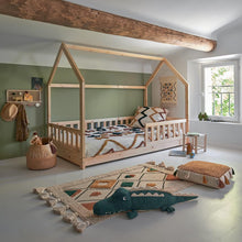 Load image into Gallery viewer, Lit cabane enfant Atmosphera Bosco 90 x 190 cm + matelas 90 x 190 cm Blanc